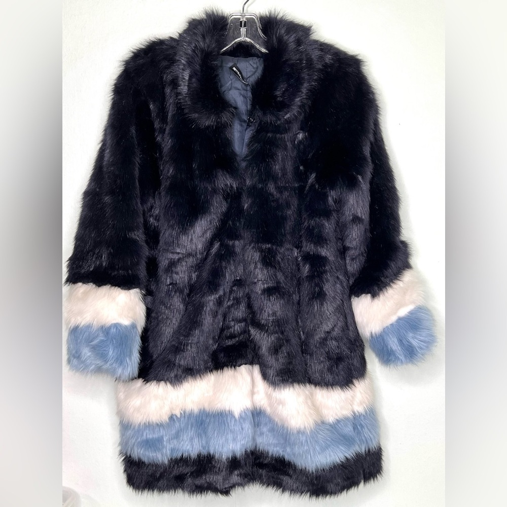 PRETTY LITTLE THING WOMENS TRI-COLORED FAUX FUR LARGE SNAP COAT sz.6